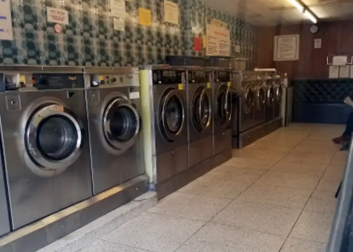Broadstone Launderette