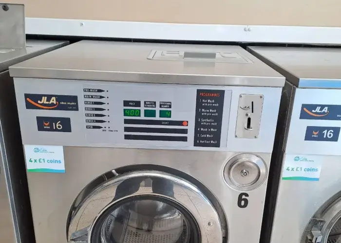 Elite Laundry & Dry Cleaning team