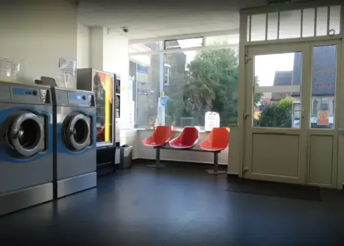 Launderette 325 machines